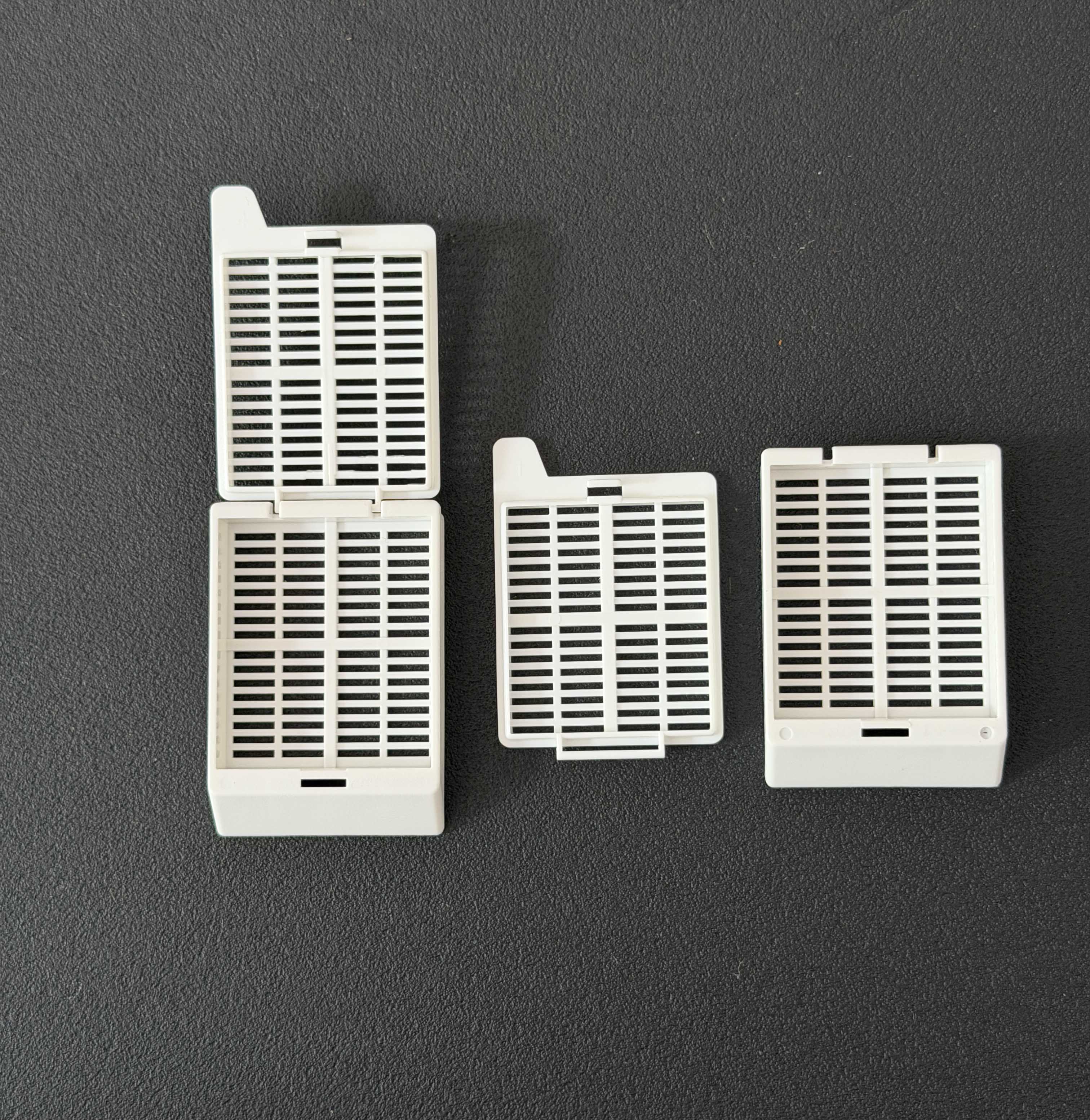Rear-Hinged Slotted Tissue Cassette